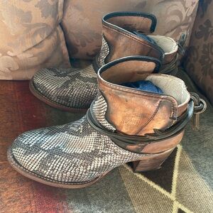 Freebird Casey Snake Boots